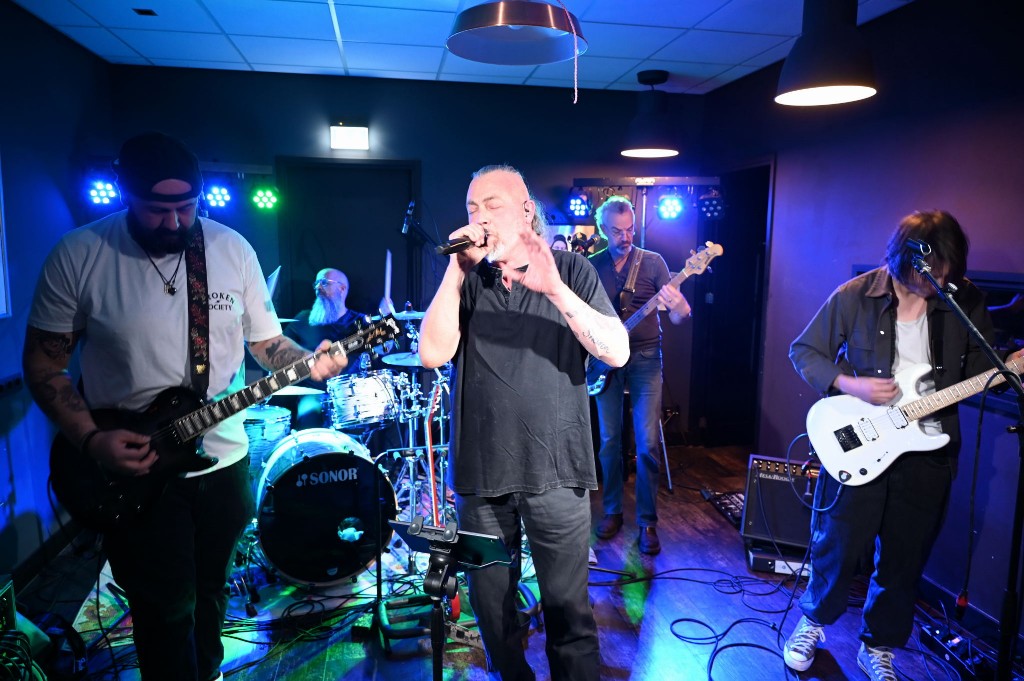 ../Images/10 jaar Ro's Barbershop 166.jpg